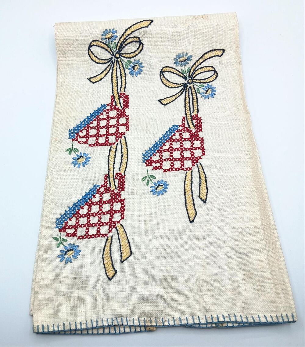 Vintage Embroidered Linen Tea Towel